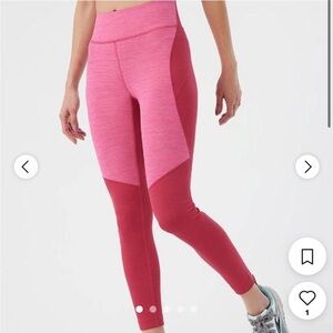 Outdoor voices pink leggings